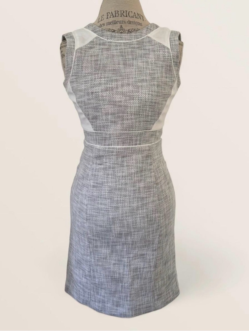 Club Monaco Grey Textured Tweed Dress with White Paneling | Size 00